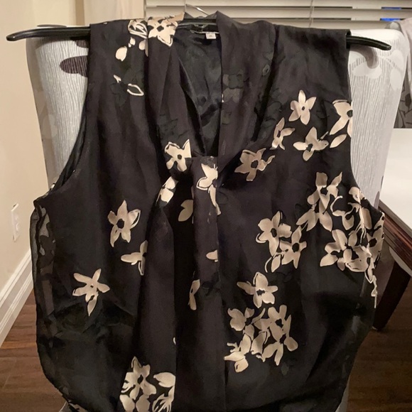 Moa Moa Tops - Moa Moa sleeveless top size XL. Color Black and Tan